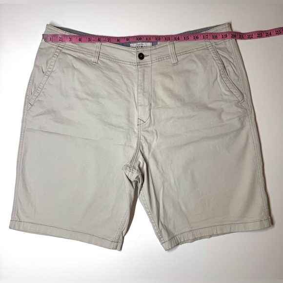 Lucky Brand Men’s Saturday Stretch Shorts Size- 38 - Picture 2 of 7
